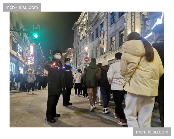 检票口瞬时峰值预警体系 正在替代传统人工排队调度